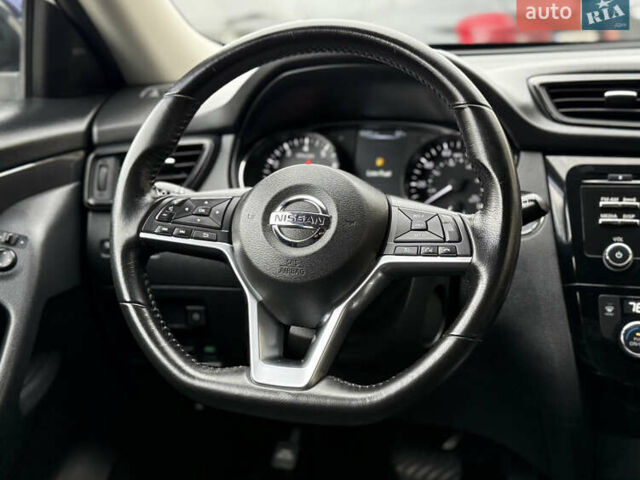 Белый Ниссан Rogue, объемом двигателя 2.49 л и пробегом 133 тыс. км за 13900 $, фото 48 на Automoto.ua