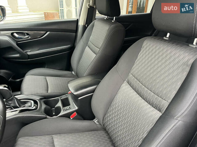 Белый Ниссан Rogue, объемом двигателя 2.5 л и пробегом 120 тыс. км за 14300 $, фото 30 на Automoto.ua