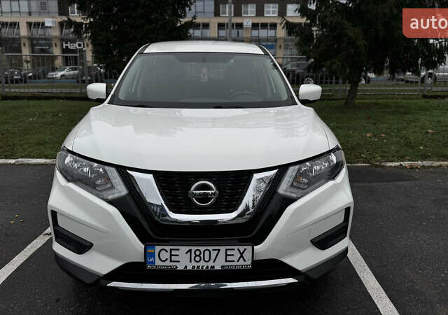 Белый Ниссан Rogue, объемом двигателя 2.5 л и пробегом 120 тыс. км за 13900 $, фото 1 на Automoto.ua