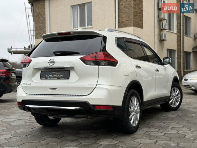 Белый Ниссан Rogue, объемом двигателя 2.49 л и пробегом 133 тыс. км за 13900 $, фото 23 на Automoto.ua
