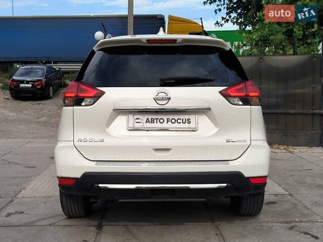 Белый Ниссан Rogue, объемом двигателя 2.49 л и пробегом 112 тыс. км за 14290 $, фото 5 на Automoto.ua