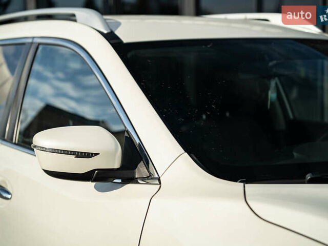 Белый Ниссан Rogue, объемом двигателя 2.49 л и пробегом 132 тыс. км за 14900 $, фото 8 на Automoto.ua