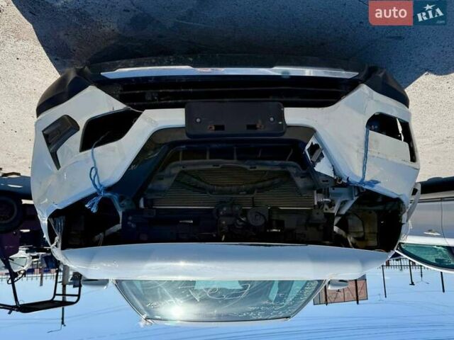 Белый Ниссан Rogue, объемом двигателя 2.49 л и пробегом 85 тыс. км за 7000 $, фото 1 на Automoto.ua