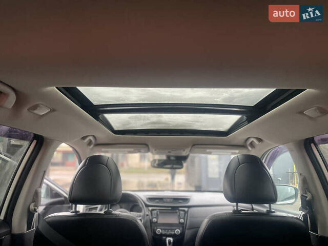 Белый Ниссан Rogue, объемом двигателя 2.5 л и пробегом 144 тыс. км за 15999 $, фото 15 на Automoto.ua