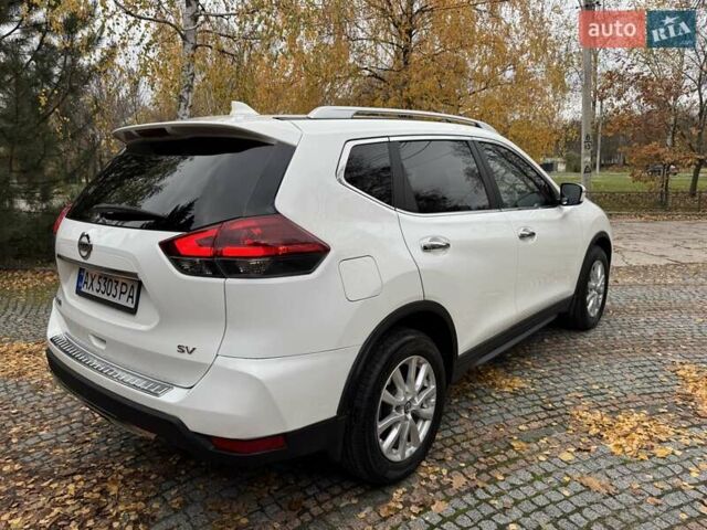 Белый Ниссан Rogue, объемом двигателя 2.49 л и пробегом 88 тыс. км за 14200 $, фото 10 на Automoto.ua