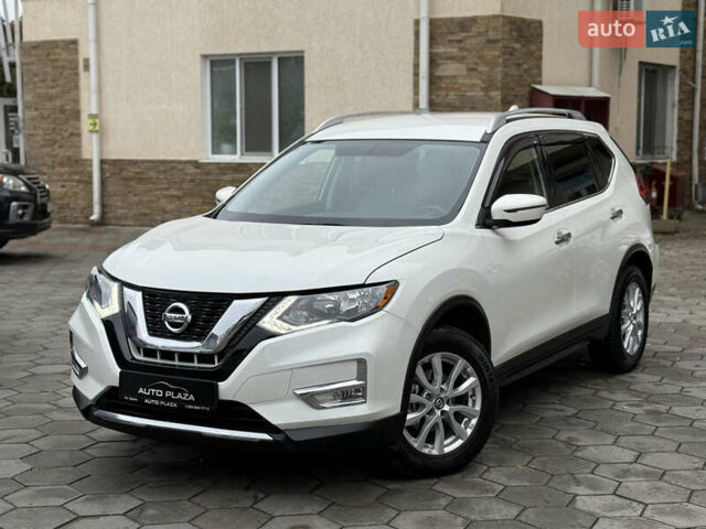 Белый Ниссан Rogue, объемом двигателя 2.49 л и пробегом 133 тыс. км за 13900 $, фото 7 на Automoto.ua
