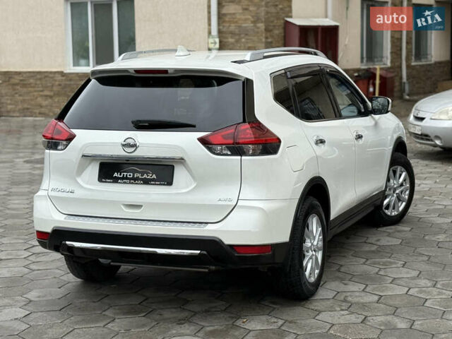 Белый Ниссан Rogue, объемом двигателя 2.49 л и пробегом 133 тыс. км за 13900 $, фото 26 на Automoto.ua