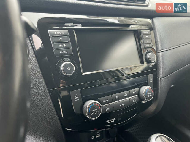 Белый Ниссан Rogue, объемом двигателя 2.5 л и пробегом 120 тыс. км за 14300 $, фото 24 на Automoto.ua