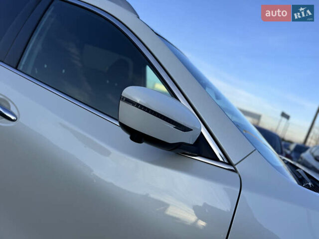 Белый Ниссан Rogue, объемом двигателя 2.5 л и пробегом 151 тыс. км за 14300 $, фото 18 на Automoto.ua