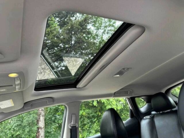 Белый Ниссан Rogue, объемом двигателя 2 л и пробегом 60 тыс. км за 3100 $, фото 10 на Automoto.ua