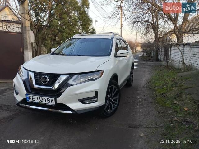 Белый Ниссан Rogue, объемом двигателя 2.49 л и пробегом 115 тыс. км за 14900 $, фото 16 на Automoto.ua