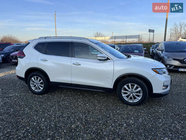 Белый Ниссан Rogue, объемом двигателя 2.5 л и пробегом 151 тыс. км за 14300 $, фото 17 на Automoto.ua