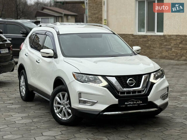 Белый Ниссан Rogue, объемом двигателя 2.49 л и пробегом 133 тыс. км за 13900 $, фото 18 на Automoto.ua