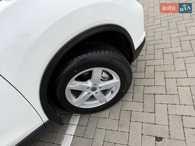 Білий Ніссан Rogue, об'ємом двигуна 2.5 л та пробігом 151 тис. км за 12950 $, фото 43 на Automoto.ua