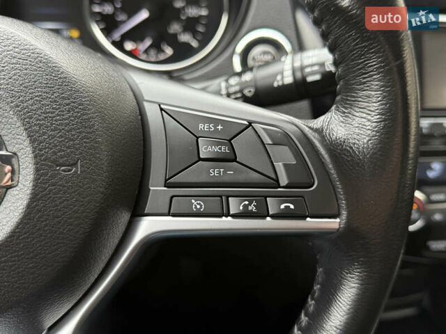 Белый Ниссан Rogue, объемом двигателя 2.49 л и пробегом 133 тыс. км за 13900 $, фото 55 на Automoto.ua