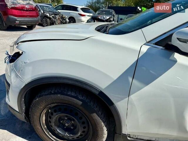 Белый Ниссан Rogue, объемом двигателя 2.49 л и пробегом 85 тыс. км за 7000 $, фото 11 на Automoto.ua
