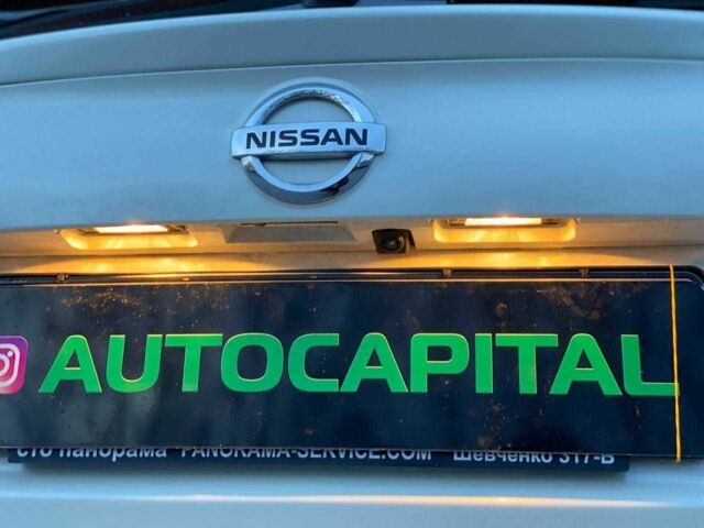 Білий Ніссан Rogue, об'ємом двигуна 2 л та пробігом 61 тис. км за 17690 $, фото 8 на Automoto.ua