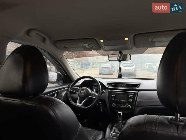 Белый Ниссан Rogue, объемом двигателя 2.49 л и пробегом 140 тыс. км за 11500 $, фото 22 на Automoto.ua