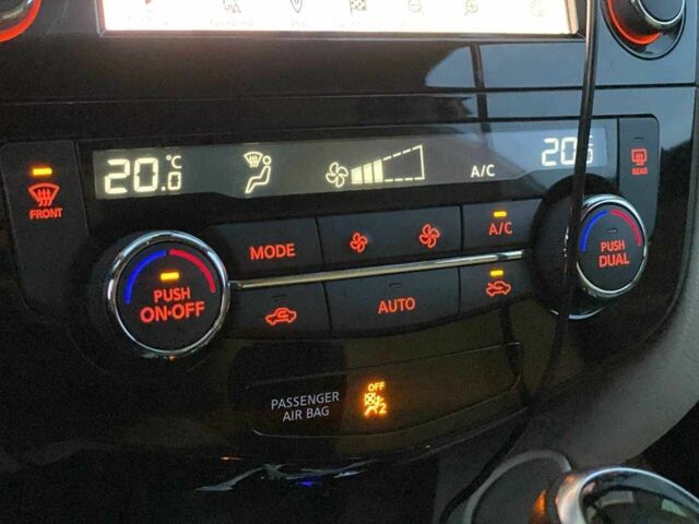 Білий Ніссан Rogue, об'ємом двигуна 2 л та пробігом 61 тис. км за 17690 $, фото 19 на Automoto.ua