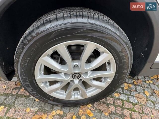 Белый Ниссан Rogue, объемом двигателя 2.49 л и пробегом 88 тыс. км за 14200 $, фото 12 на Automoto.ua