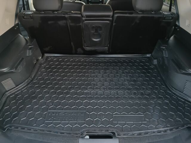 Білий Ніссан Rogue, об'ємом двигуна 2.5 л та пробігом 145 тис. км за 14500 $, фото 6 на Automoto.ua