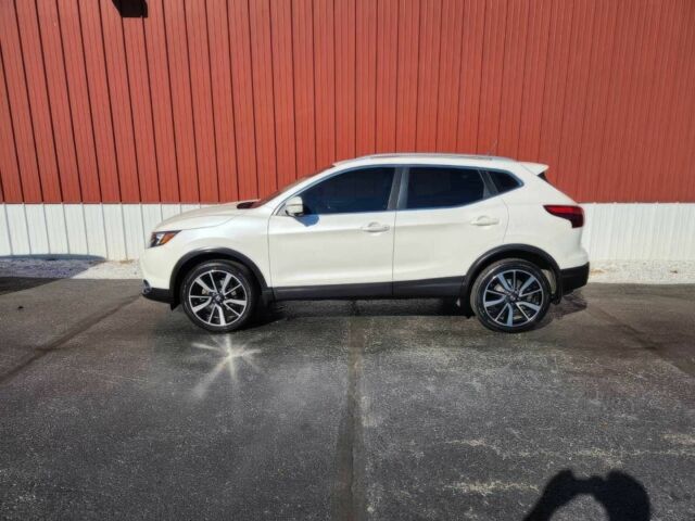 Білий Ніссан Rogue, об'ємом двигуна 2 л та пробігом 57 тис. км за 2850 $, фото 2 на Automoto.ua