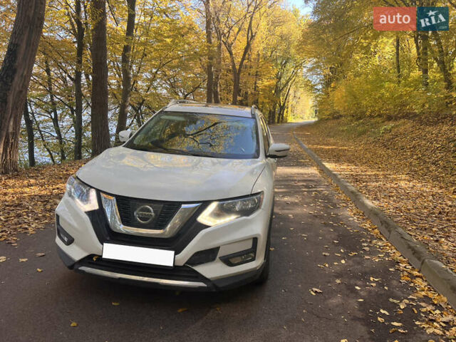 Белый Ниссан Rogue, объемом двигателя 2.49 л и пробегом 89 тыс. км за 16900 $, фото 9 на Automoto.ua