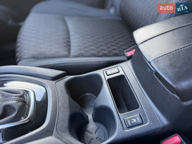 Белый Ниссан Rogue, объемом двигателя 2.5 л и пробегом 151 тыс. км за 14300 $, фото 33 на Automoto.ua