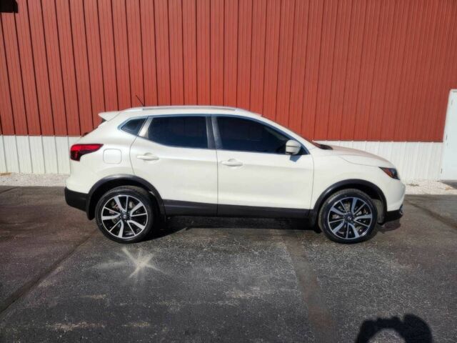 Білий Ніссан Rogue, об'ємом двигуна 2 л та пробігом 57 тис. км за 2850 $, фото 3 на Automoto.ua