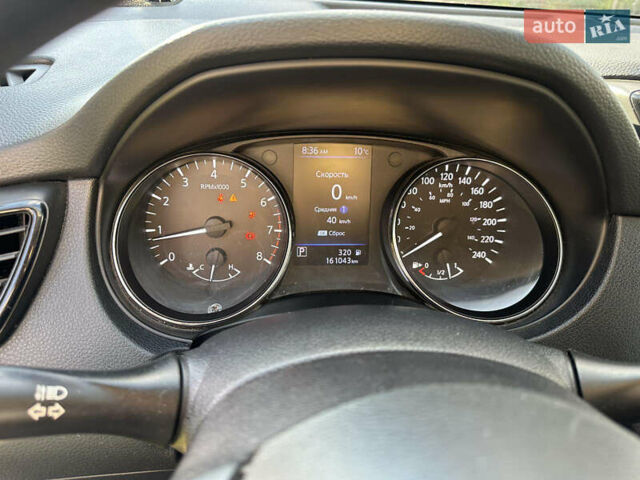 Белый Ниссан Rogue, объемом двигателя 2.49 л и пробегом 160 тыс. км за 14000 $, фото 4 на Automoto.ua