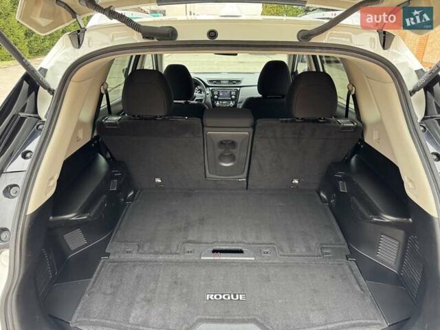 Белый Ниссан Rogue, объемом двигателя 2.49 л и пробегом 88 тыс. км за 14200 $, фото 30 на Automoto.ua