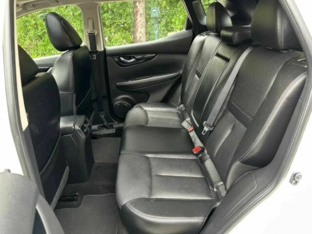 Белый Ниссан Rogue, объемом двигателя 2 л и пробегом 60 тыс. км за 3100 $, фото 12 на Automoto.ua