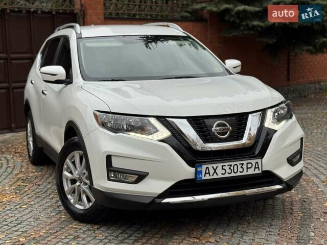 Белый Ниссан Rogue, объемом двигателя 2.49 л и пробегом 88 тыс. км за 14200 $, фото 6 на Automoto.ua