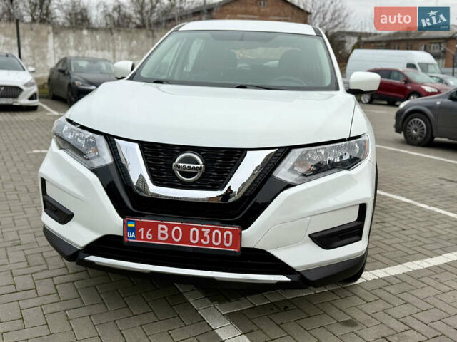 Білий Ніссан Rogue, об'ємом двигуна 2.5 л та пробігом 151 тис. км за 12950 $, фото 2 на Automoto.ua