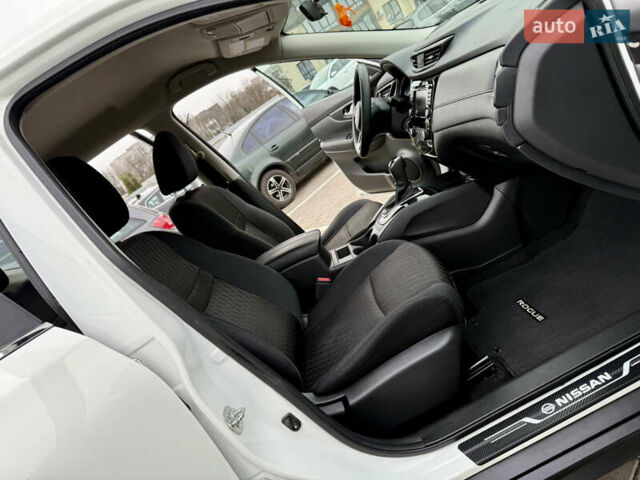 Білий Ніссан Rogue, об'ємом двигуна 2.5 л та пробігом 151 тис. км за 12950 $, фото 44 на Automoto.ua