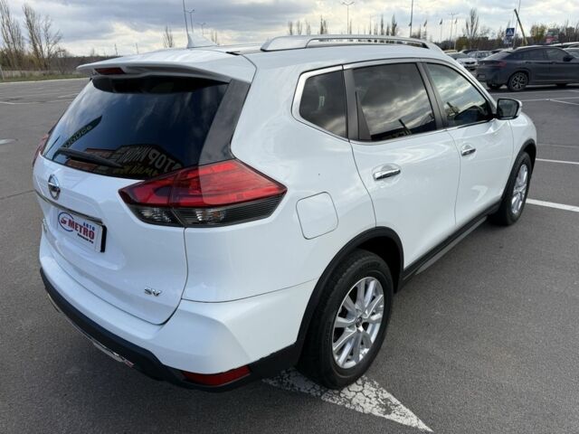 Белый Ниссан Rogue, объемом двигателя 2.5 л и пробегом 119 тыс. км за 12800 $, фото 5 на Automoto.ua