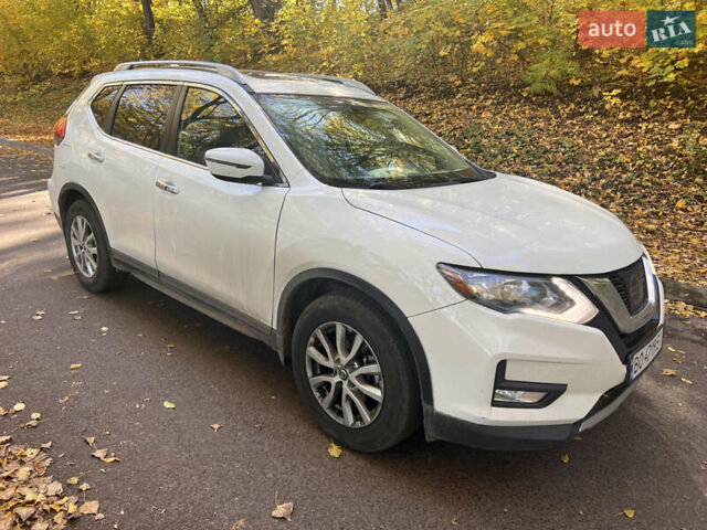 Белый Ниссан Rogue, объемом двигателя 2.49 л и пробегом 89 тыс. км за 16900 $, фото 3 на Automoto.ua