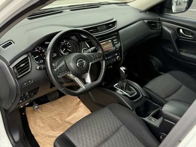 Белый Ниссан Rogue, объемом двигателя 2.5 л и пробегом 108 тыс. км за 15400 $, фото 10 на Automoto.ua