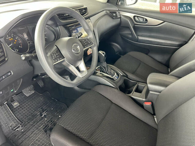 Белый Ниссан Rogue, объемом двигателя 2 л и пробегом 114 тыс. км за 14299 $, фото 9 на Automoto.ua