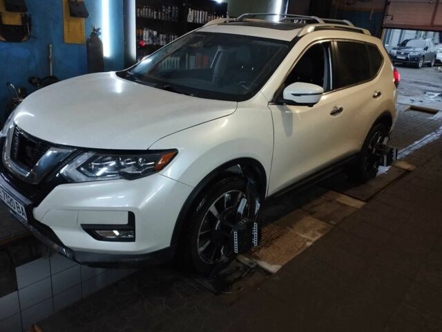 Белый Ниссан Rogue, объемом двигателя 0 л и пробегом 72 тыс. км за 14900 $, фото 19 на Automoto.ua