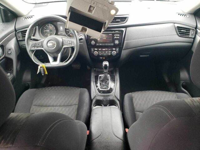 Белый Ниссан Rogue, объемом двигателя 2.5 л и пробегом 73 тыс. км за 2200 $, фото 7 на Automoto.ua