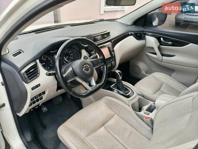 Білий Ніссан Rogue, об'ємом двигуна 2 л та пробігом 134 тис. км за 15300 $, фото 12 на Automoto.ua