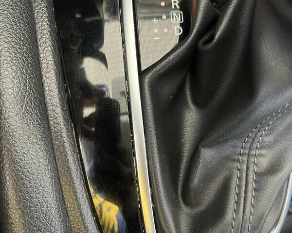 Белый Ниссан Rogue, объемом двигателя 2 л и пробегом 114 тыс. км за 14299 $, фото 12 на Automoto.ua