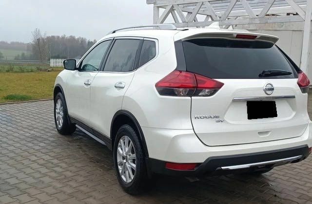 Белый Ниссан Rogue, объемом двигателя 0 л и пробегом 101 тыс. км за 10100 $, фото 6 на Automoto.ua