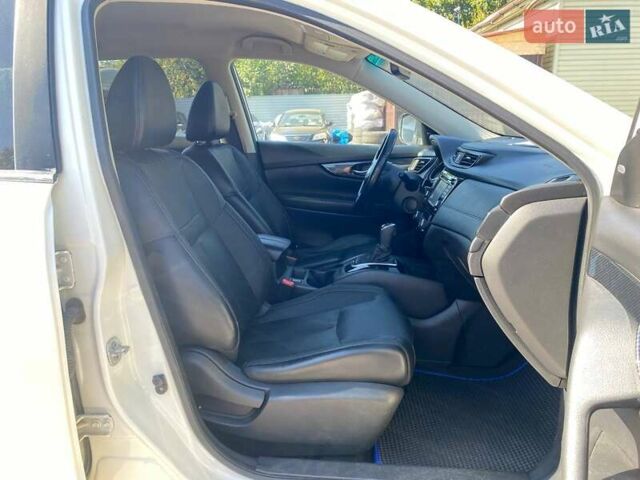 Белый Ниссан Rogue, объемом двигателя 2.49 л и пробегом 112 тыс. км за 14290 $, фото 11 на Automoto.ua