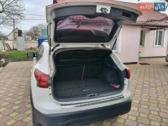 Білий Ніссан Rogue, об'ємом двигуна 2 л та пробігом 134 тис. км за 15300 $, фото 14 на Automoto.ua