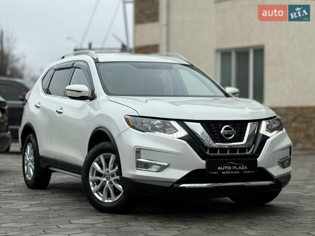 Белый Ниссан Rogue, объемом двигателя 2.49 л и пробегом 133 тыс. км за 13900 $, фото 19 на Automoto.ua