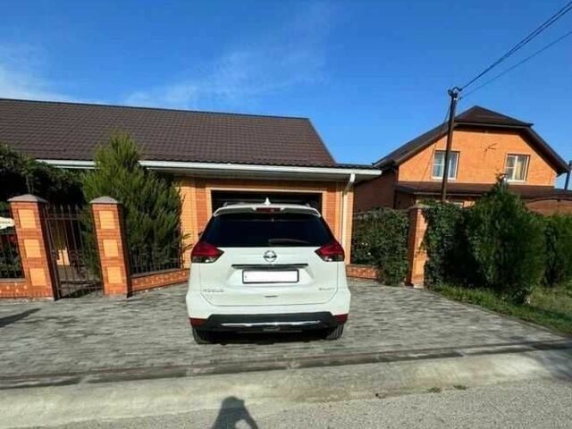 Білий Ніссан Rogue, об'ємом двигуна 2.5 л та пробігом 99 тис. км за 14500 $, фото 11 на Automoto.ua