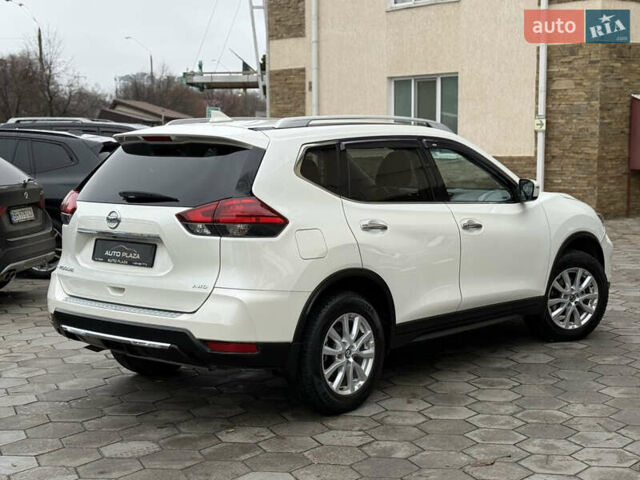 Белый Ниссан Rogue, объемом двигателя 2.49 л и пробегом 133 тыс. км за 13900 $, фото 24 на Automoto.ua