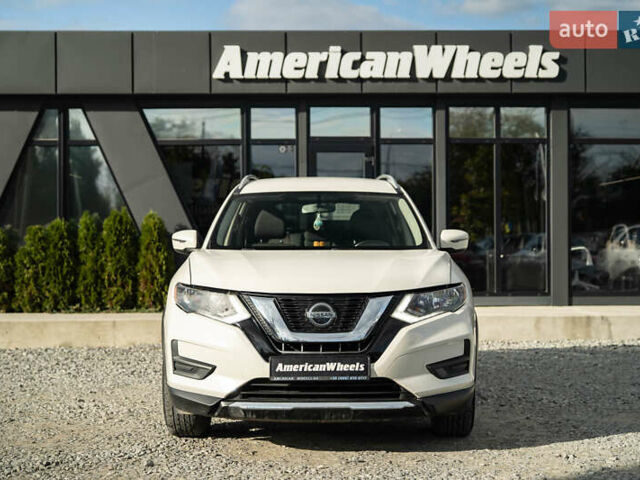 Белый Ниссан Rogue, объемом двигателя 2.49 л и пробегом 132 тыс. км за 14900 $, фото 1 на Automoto.ua